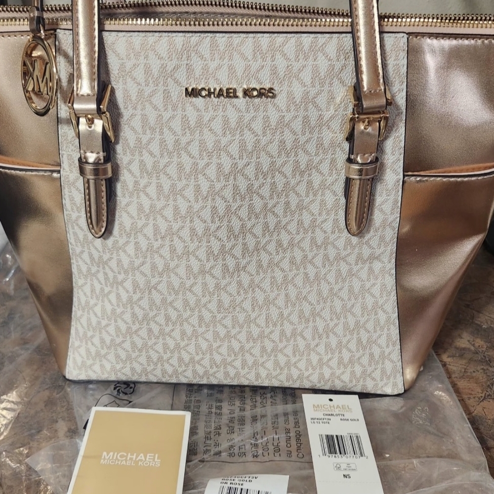 NWT Michael Kors Metallic Rose Gold and Cream Tote